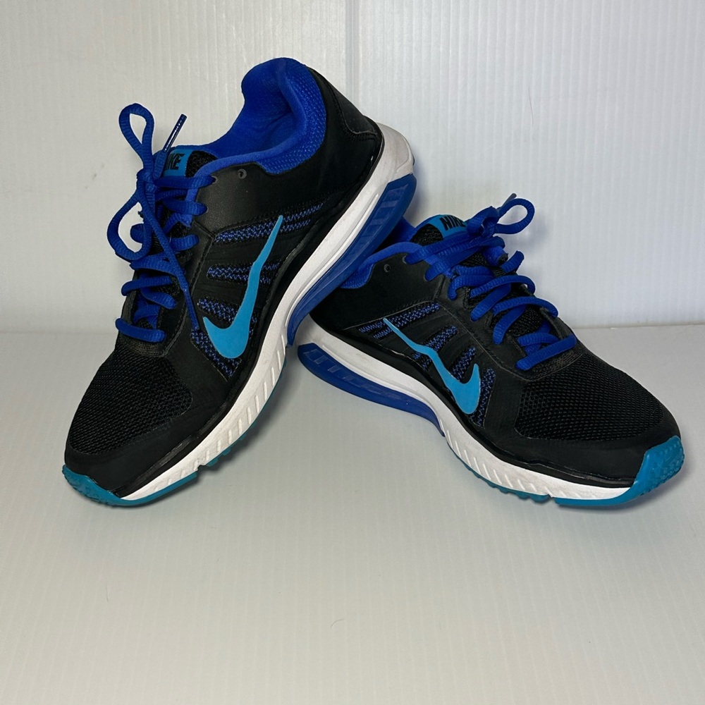 Nike Women’s Black and Blue Running Shoes